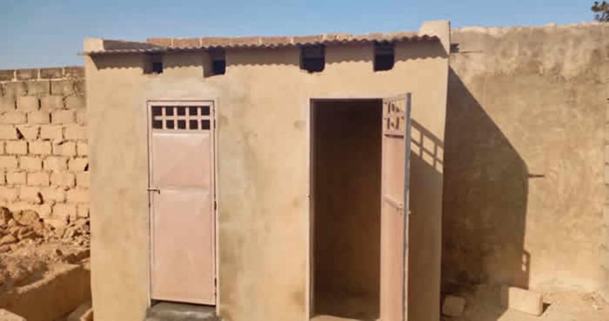 Latrine communautaire à Boassa